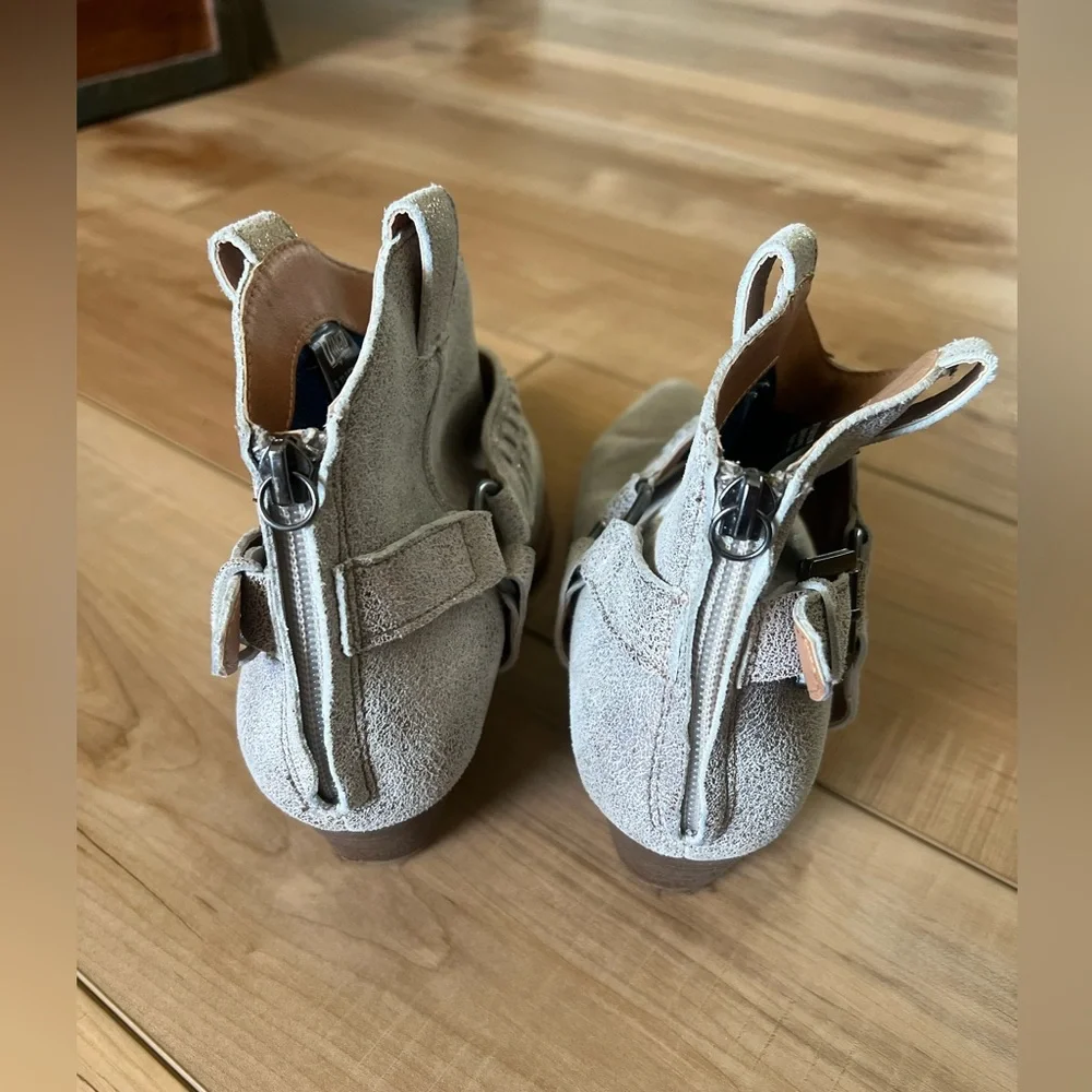 Dingo women’s ankle cowgirl boots - Picture 3 of 5